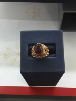 Yellow Gold 18k (.750) 3.4 grams Size 3