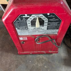 Lincoln Welder AC225