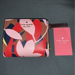 Kate Spade ♠️ Small Clasp Wallet 