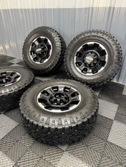 Ford F250 Tremor Wheels and Tires