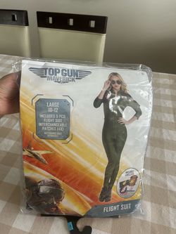 Women’s Top Gun costume