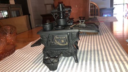 Vintage mini Cast Iron Stove