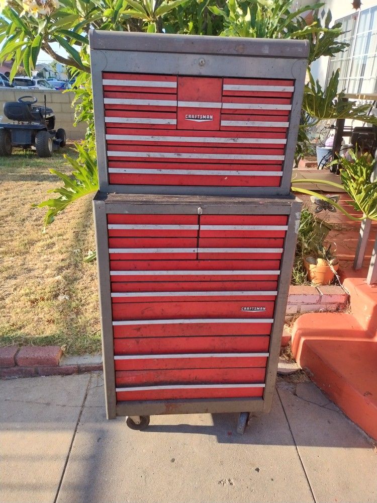 Craftsman Tool Box. Old School. Bottom 5 Drawers No Key Needs Cleaning. Good Condition.