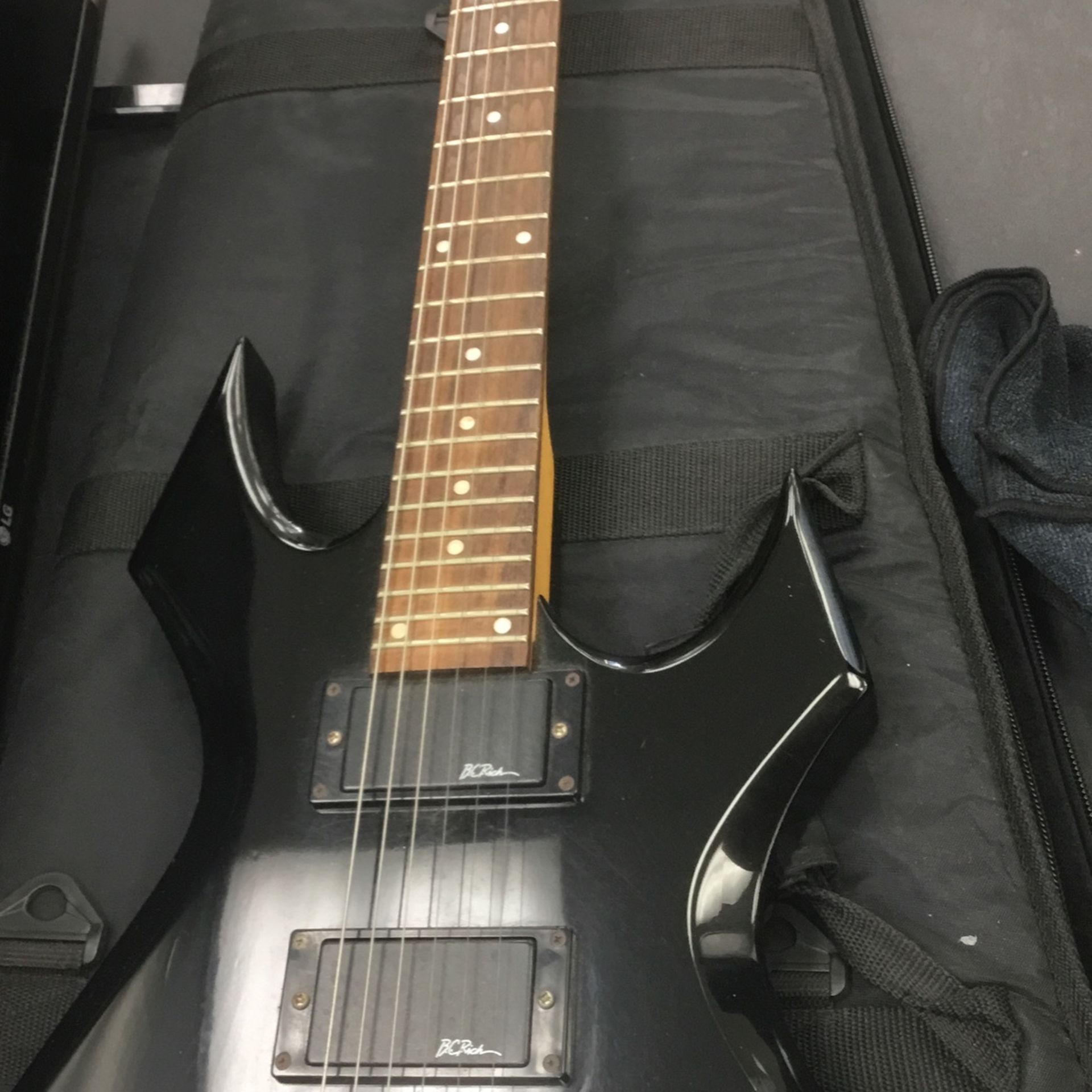 Guitar