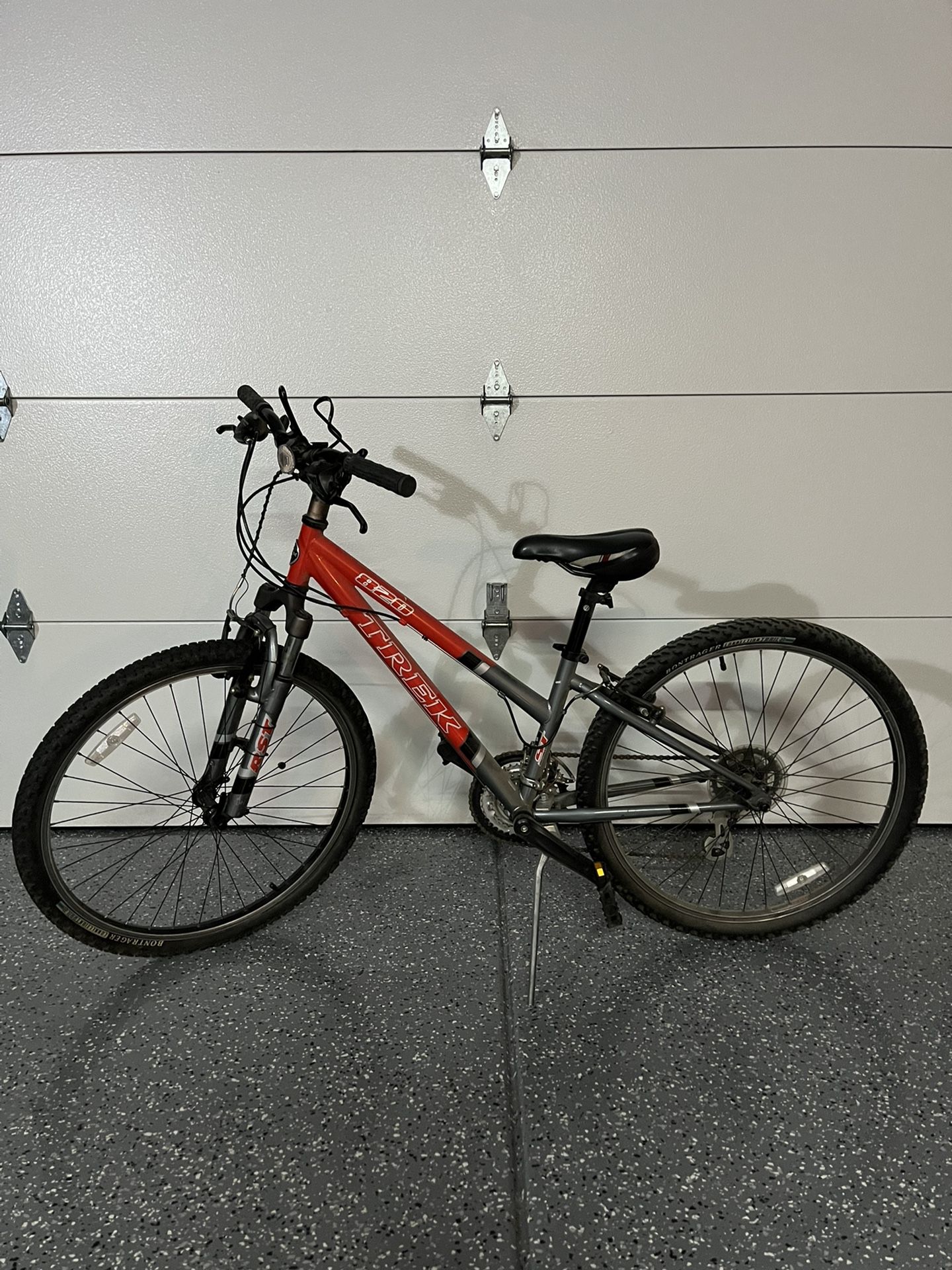 Trek 820 Mountain Bike 13inch