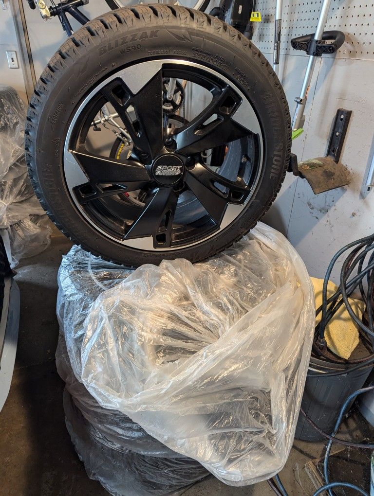 Bridgestone Blizzak WS90 on Sport Tuning AT1 17" (Winter Tires)
