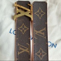 Louis Vuitton, A 'Dauphine Reversable belt, size 70/28. - Bukowskis