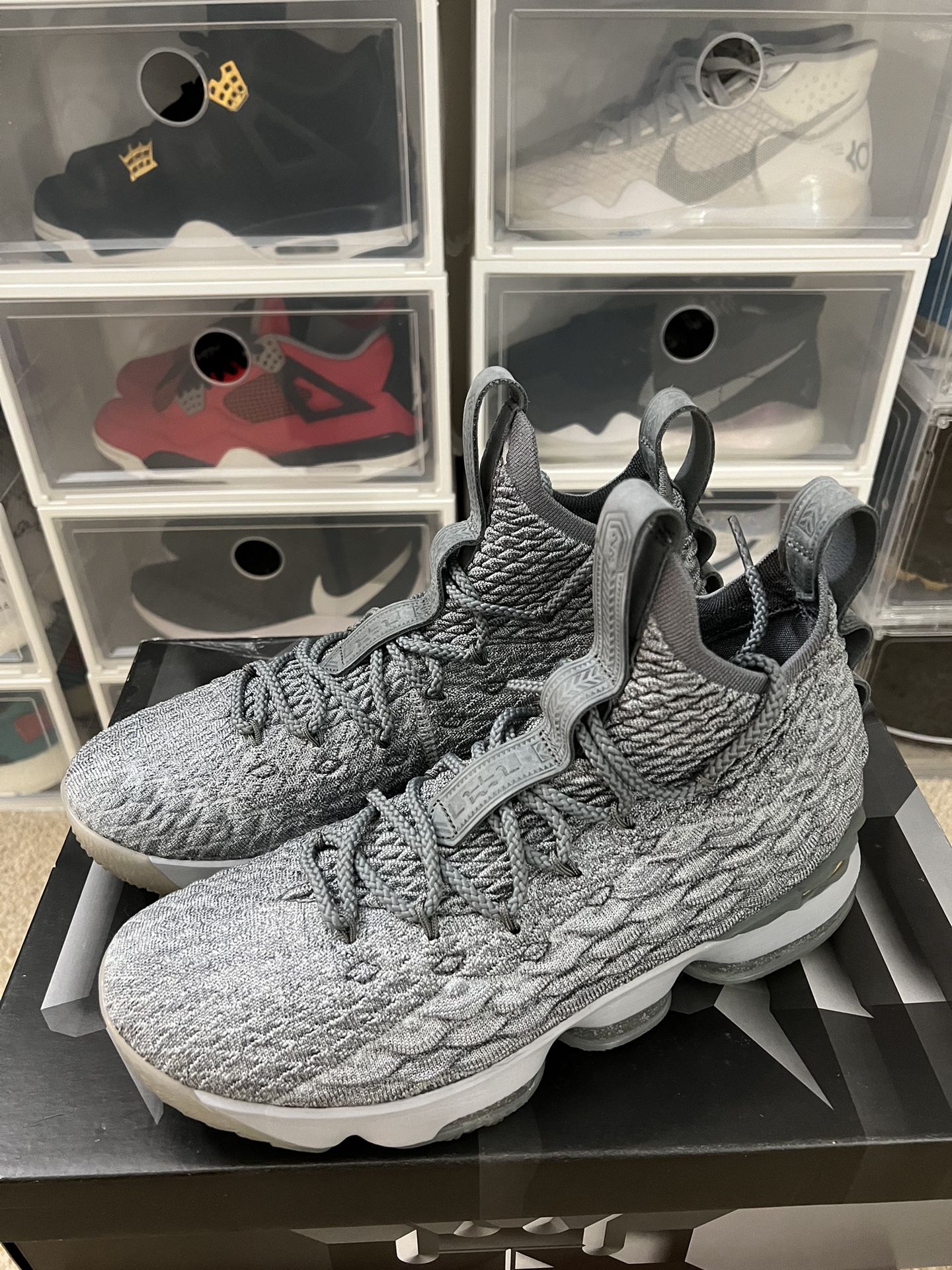 Size 8.5 Mens Lebron 15 City Edition Rare✅