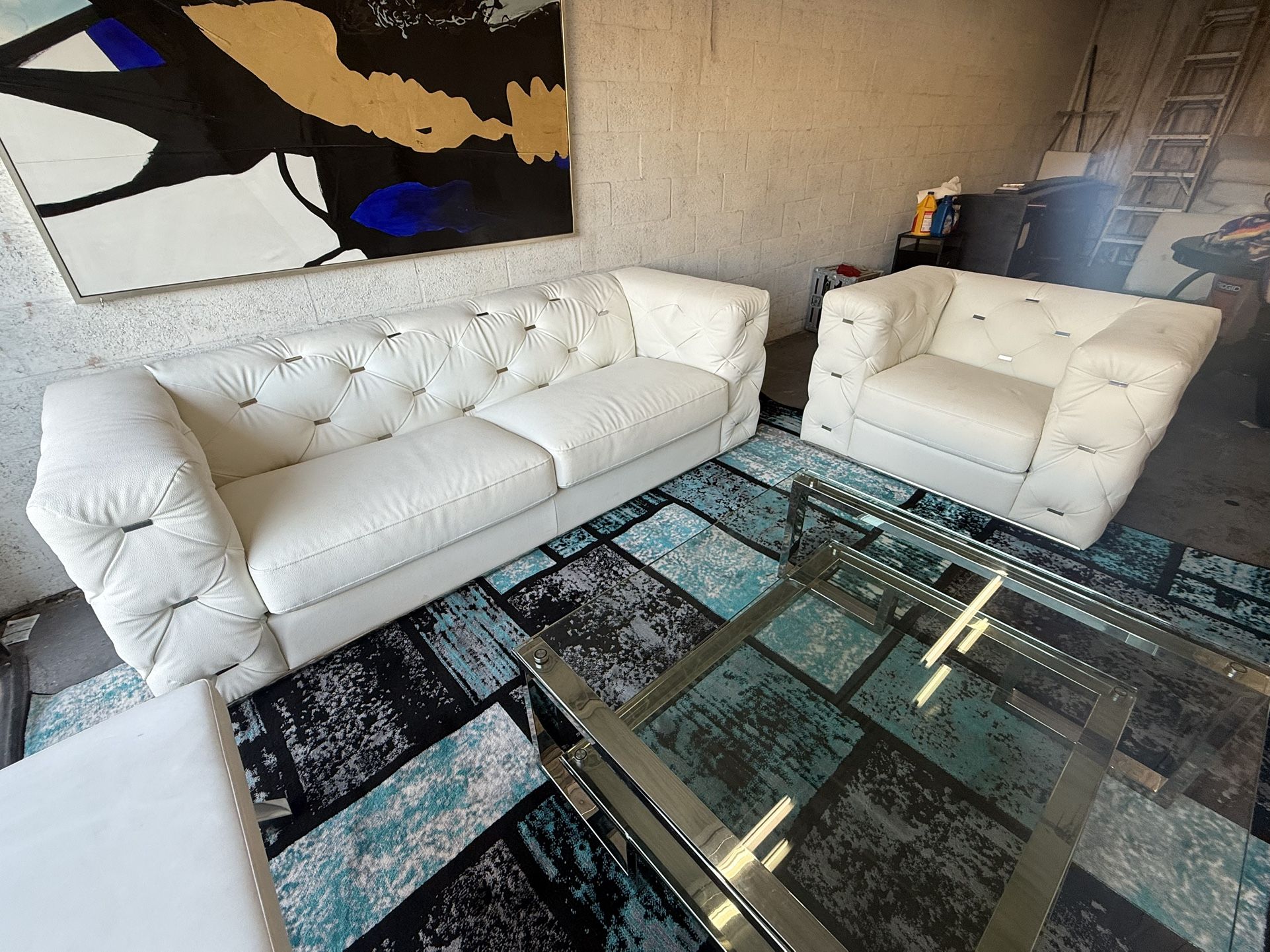 🎯 VERY NICE - ELDORADO FURNITURE - Alegro White 2-Piece Living Room Set - Delivery Available🚛