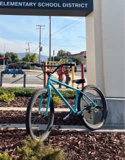 Mafia bomma, size 27.5