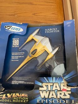 Estes Star Wars Episode I Naboo Fighter Flying Action Model Rocket