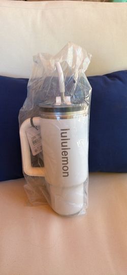 Lululemon 40oz Insulated Tumbler