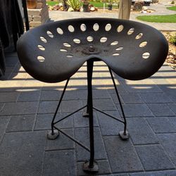 Antique Tractor Seat/Stool