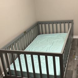 Grey Montessori Floor Bed with Gate