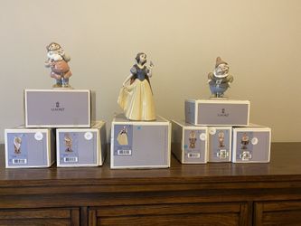 Lladro Snow White and The Seven Dwarfs  