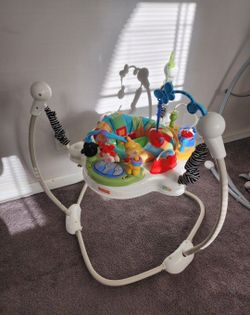 Fisher-Price Rainforest Jumperoo Baby Activity Center – Great Condition