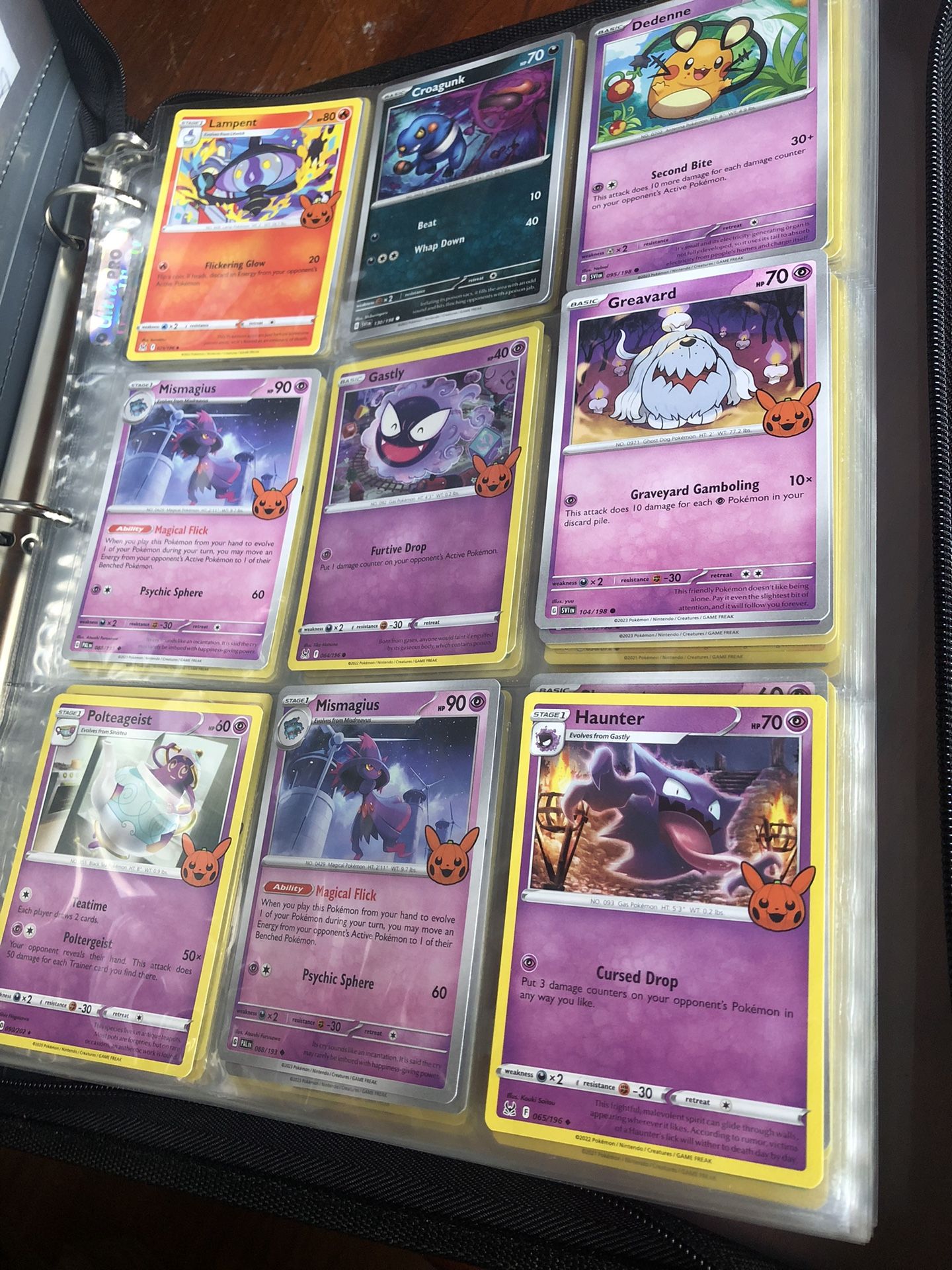 Lot Of 405 Pokémon Cards.