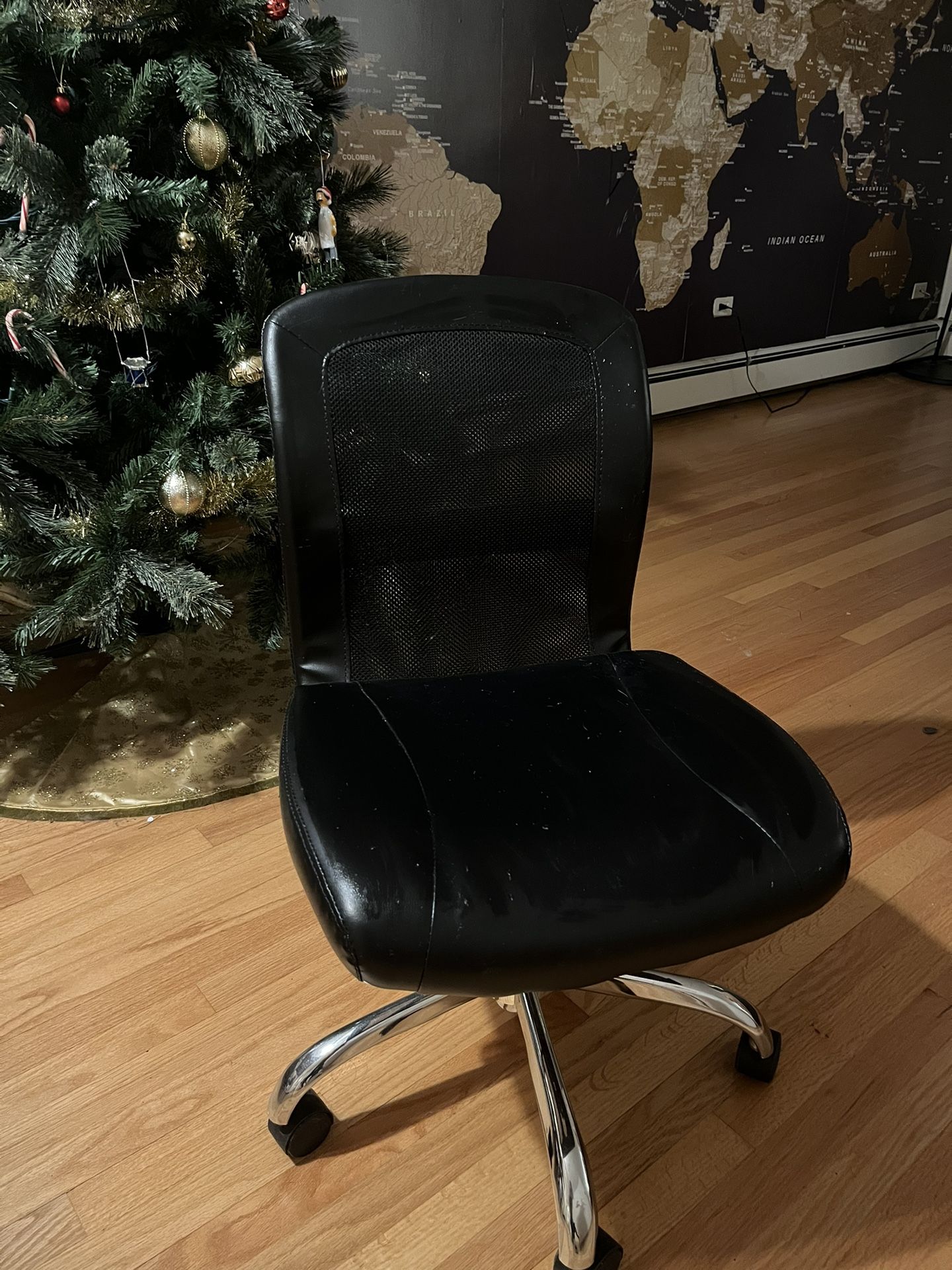 Office Swivel Chair - Black Leather
