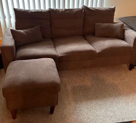Couch w/ottoman