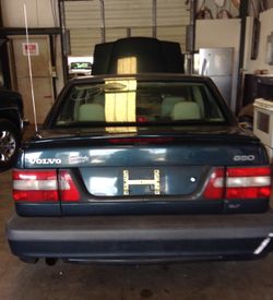 96 Volvo 850 runs and drives 1250 cash