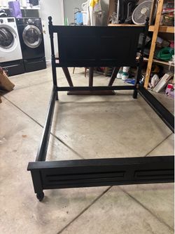 Queen gram bed