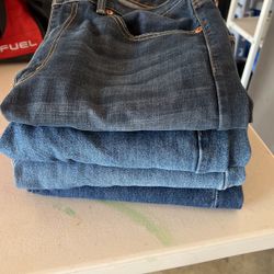Levi Men’s Jeans  34x30(2)/34x32(2)