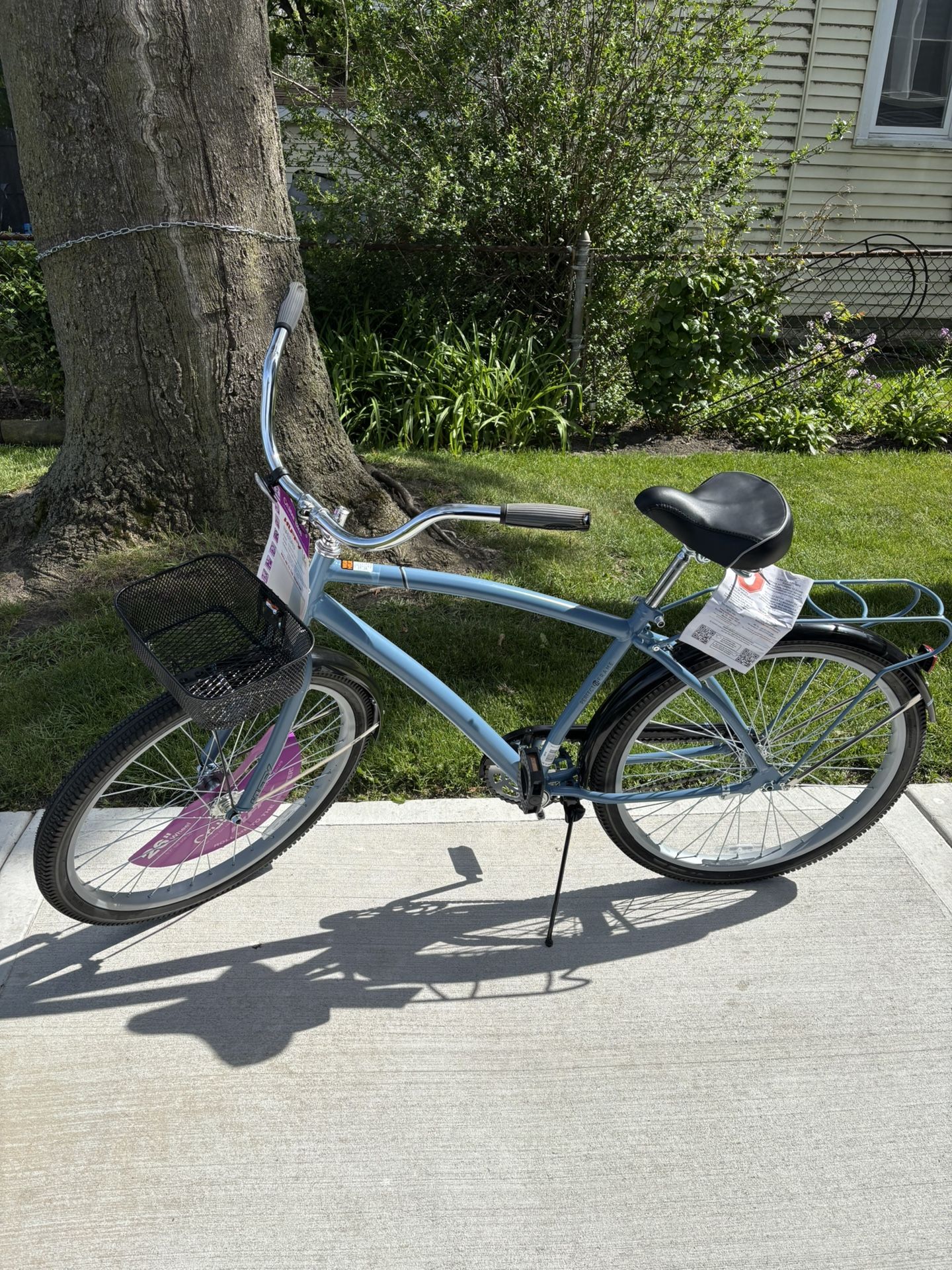 Huffy Nassau Cruiser Bike 26” Tires NWT Beach Cruiser Bike