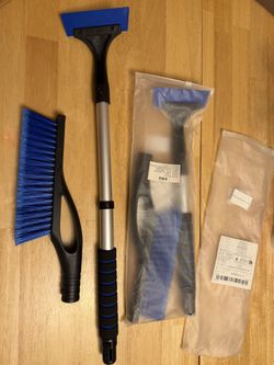 Car Snow Brush & Ice Scraper – Telescoping Handle – New