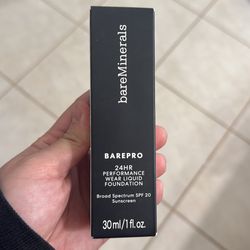 bareMinerals Barepro Concealer in golden nude 13