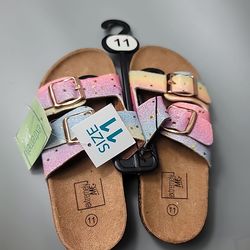 Women's  Sandles 5 $ each