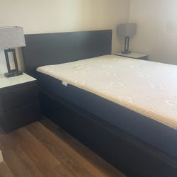 Queen Bed, Side Cabinets And Lamps