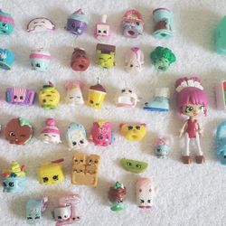 Shopkins Toy Figure Lot Of 39 Pcs