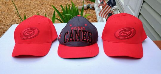 3 Canes Hats