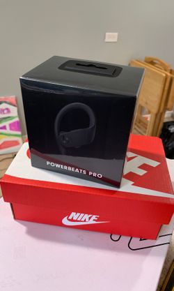 Power beats brand new