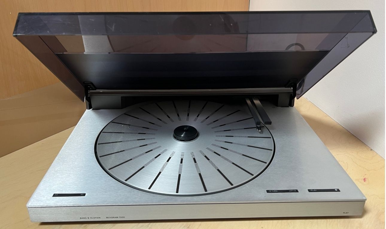 BANG & OLUFSEN BEIGRAM 5500 RECORD PLAYER TURNTABLE SERIAL: (contact info removed) TORN WIRE