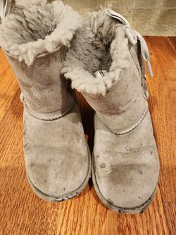 Ugg Snow Boots With Bow Kid Size 11