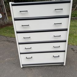 5 Drawer Dresser