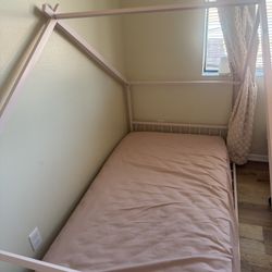 Twin Floor Bed 