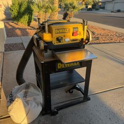 Dewalt 735DW Planer
