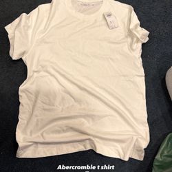Abercrombie t shirt medium