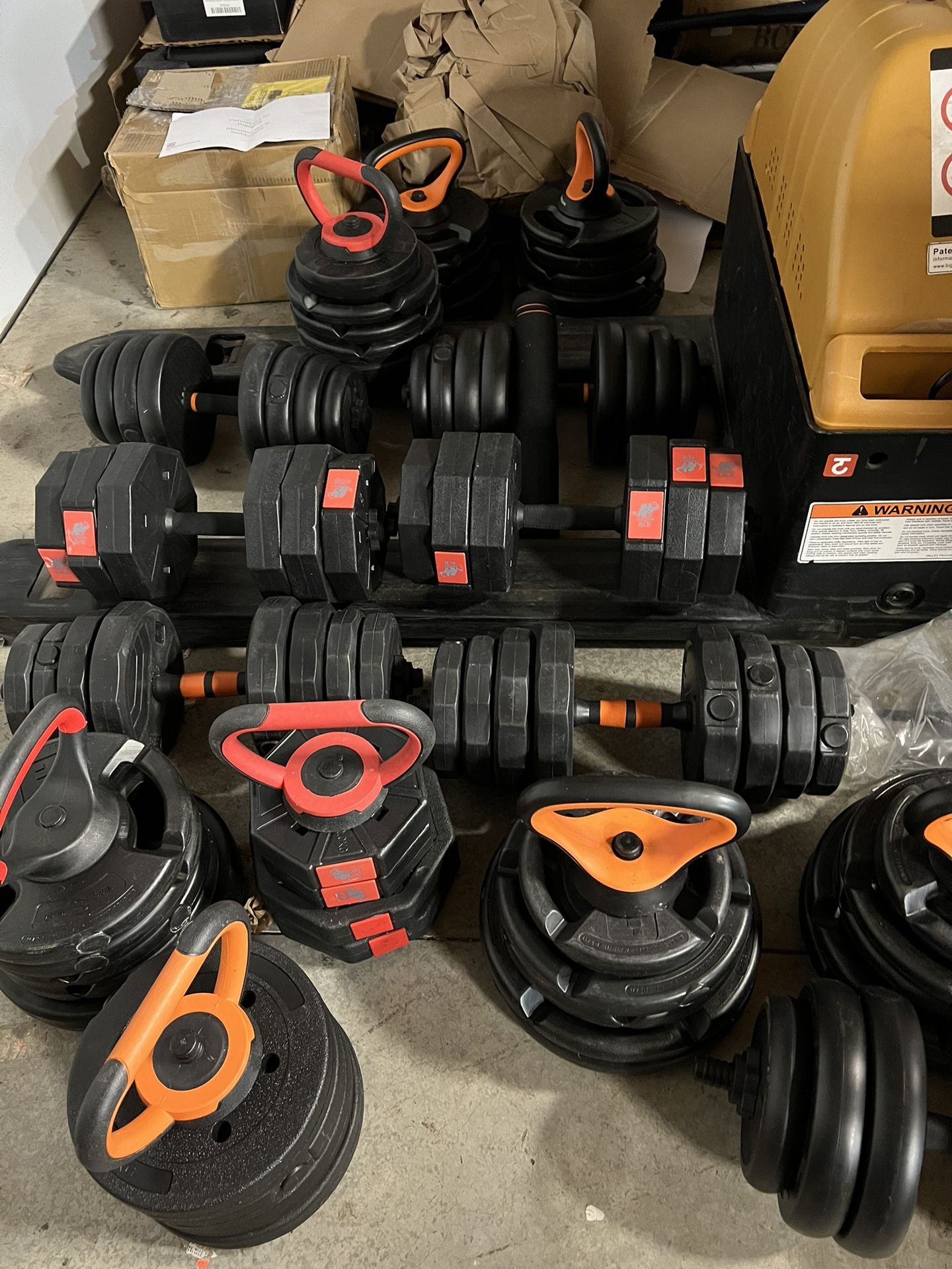 Vinyl Adjustable Dumbbells & Kettlebells READ