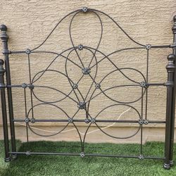 ELEGANT 2PC Wrought Iron Queen Size Headboard and Footboard