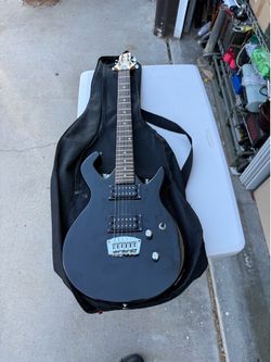 Drive wildfire 6 string guitar