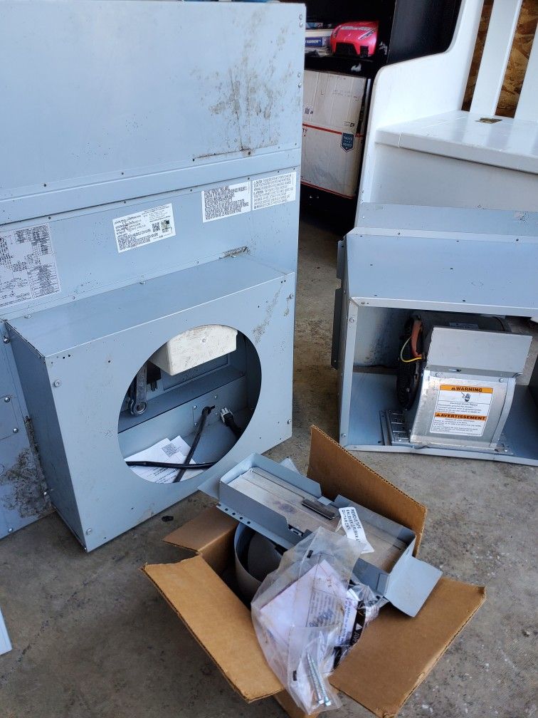 Whirlpool 30" Telescoping Stainless Steel Downdraft Range Hood And Blower