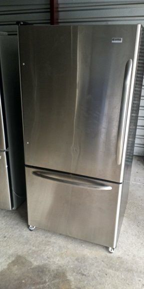 32" Kenmore Elite, Counter Depth Stainless Refrigerator Freezer