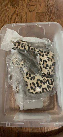 Steve Madden leopard pumps cow hair