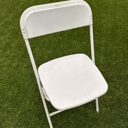 Plastic Folding Chair, 300lb Capacity, Portable Commercial Chair with Steel Frame .