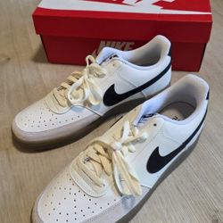 Nike Men's Court Vision Low Sneaker Size 12 Sail/Black/White FQ8075-133