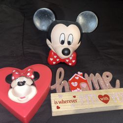 Mickey Minnie Mouse Valentine Decor