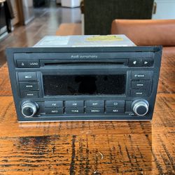 Audi Symphony Headunit